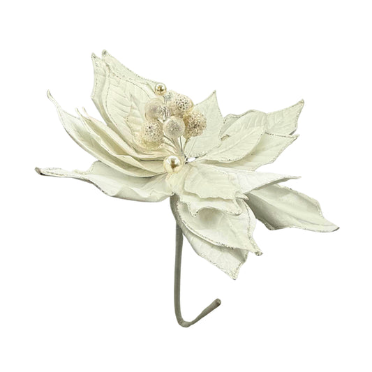 Flor navideña marfil con perlas – Elegancia clásica para tu decoración