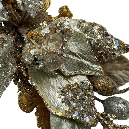 Guirnalda navideña de hojas metálicas y flores con glitter – lujo dorado