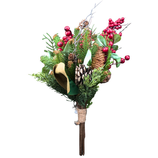 Pick navideño con piñas y bayas rojas – Decoración