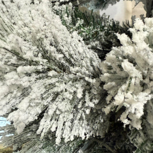 Árbol Slim Nevado 2.10m Navidad Elegante